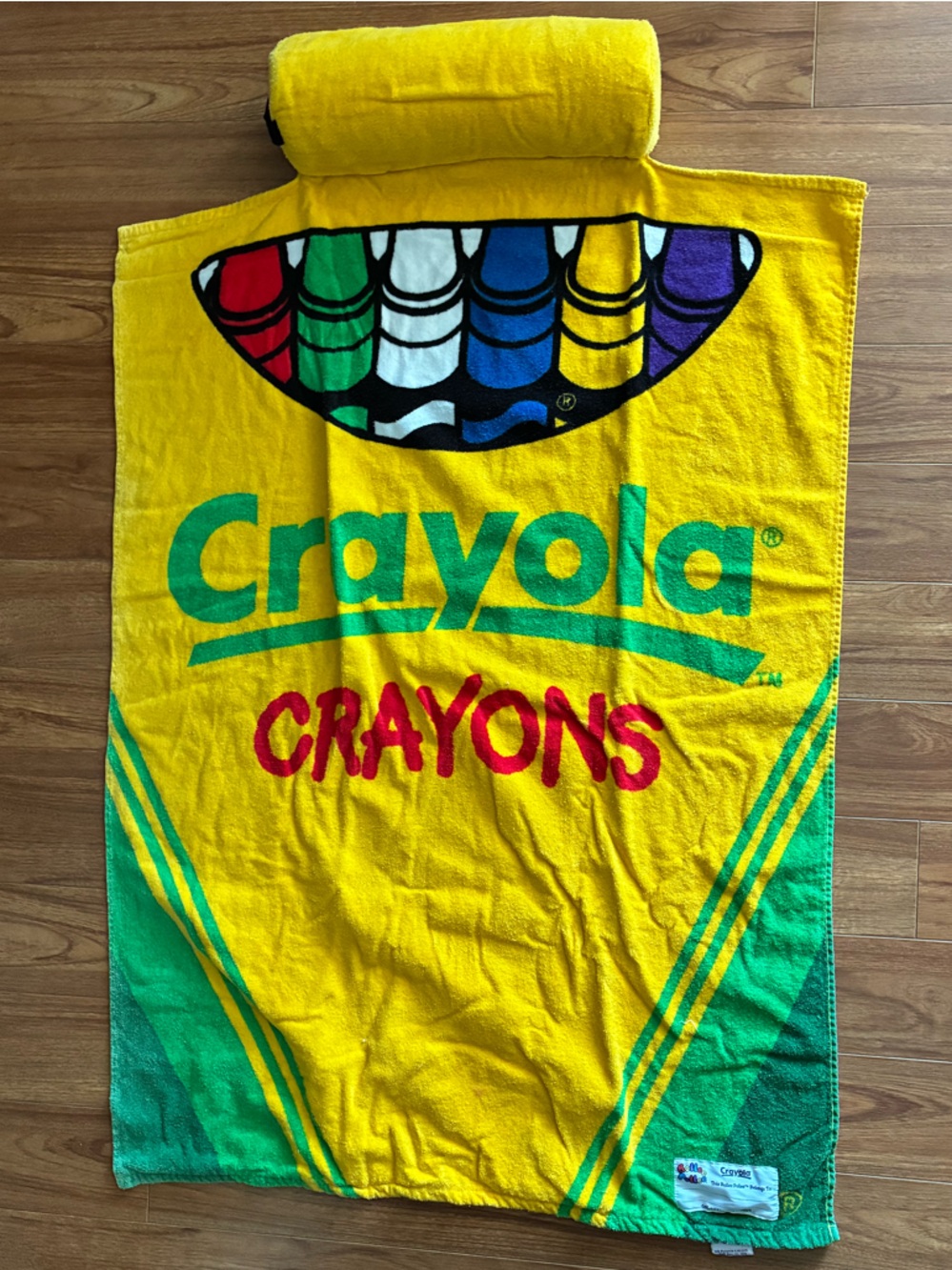 Vintage 1998 Rollee Pollee Crayola Crayon Box Beach Towel With Pillow